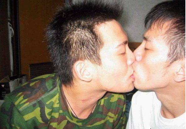 http://www.kjclub.com/UploadFile/exc_board_53/2010/01/10/homo(1).jpg